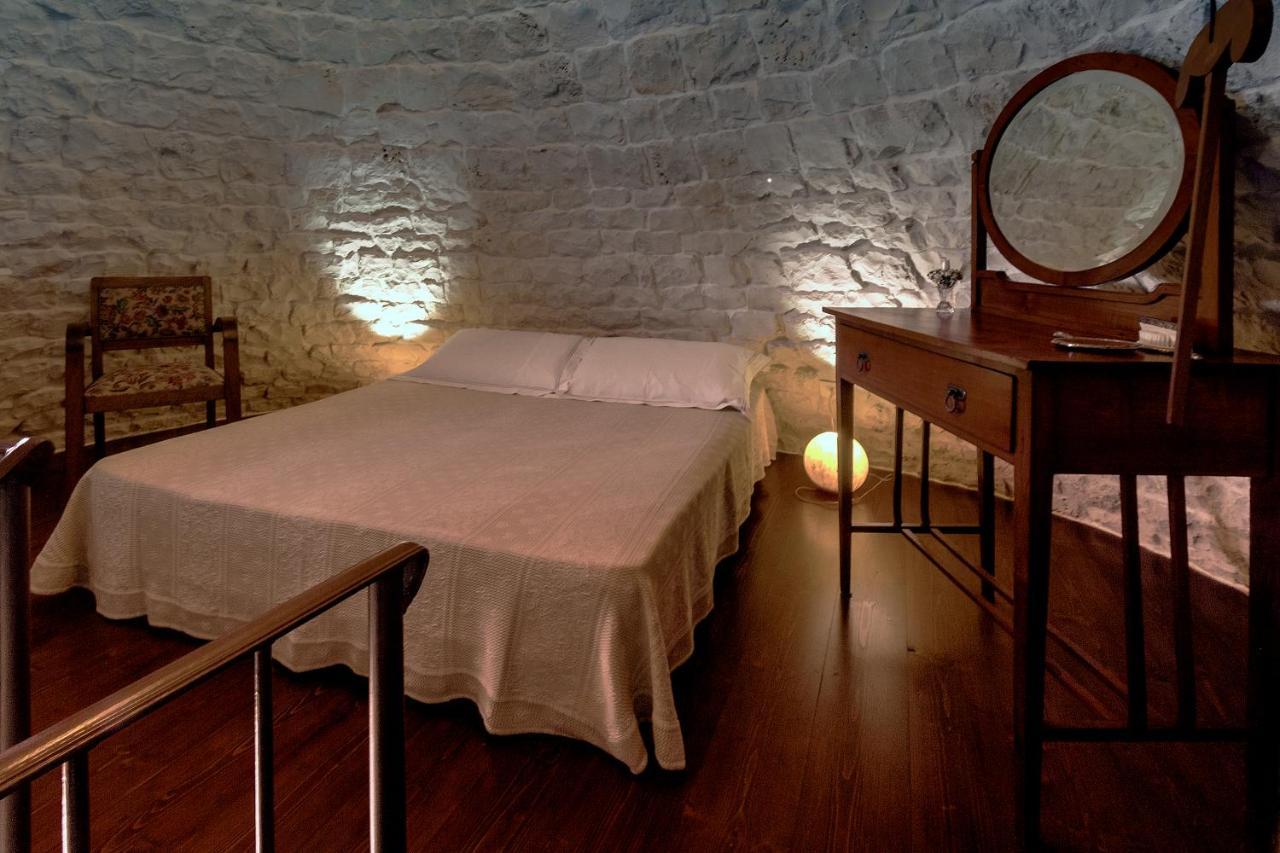 로코로톤도 Navolte Trulli E Quiete Con Piscina 빌라 외부 사진