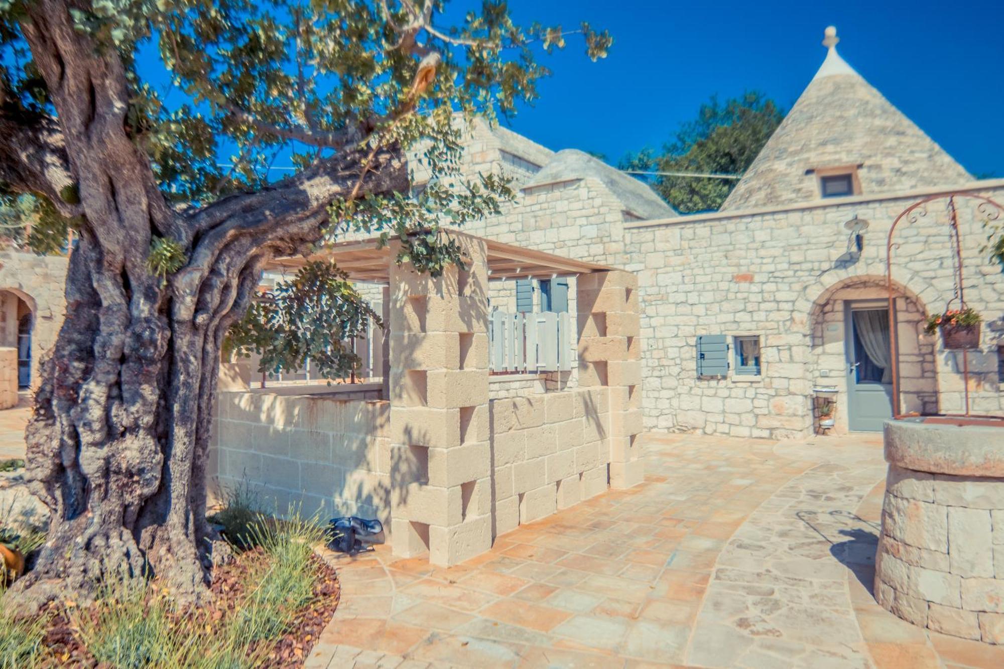 로코로톤도 Navolte Trulli E Quiete Con Piscina 빌라 외부 사진