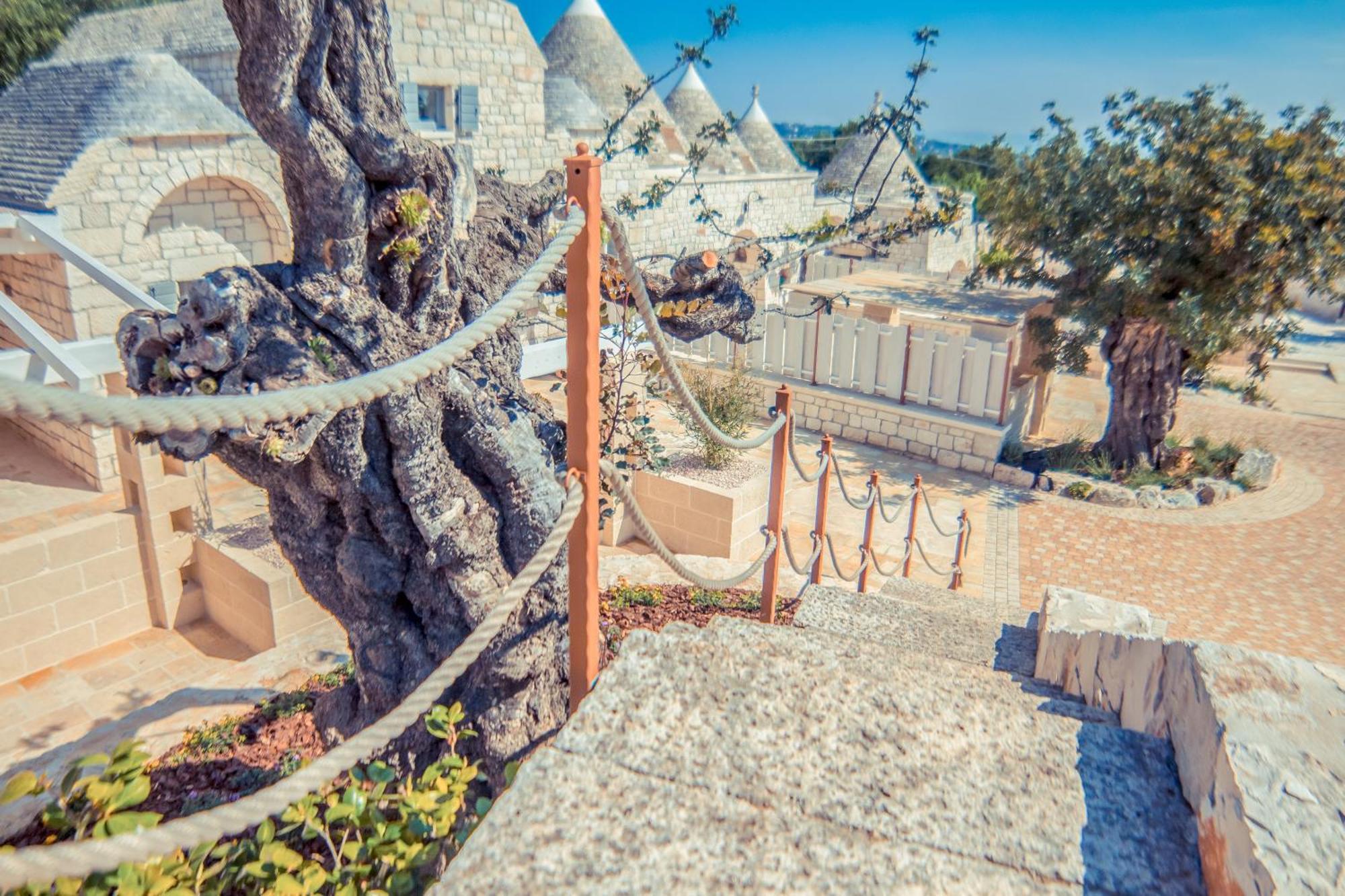 로코로톤도 Navolte Trulli E Quiete Con Piscina 빌라 외부 사진