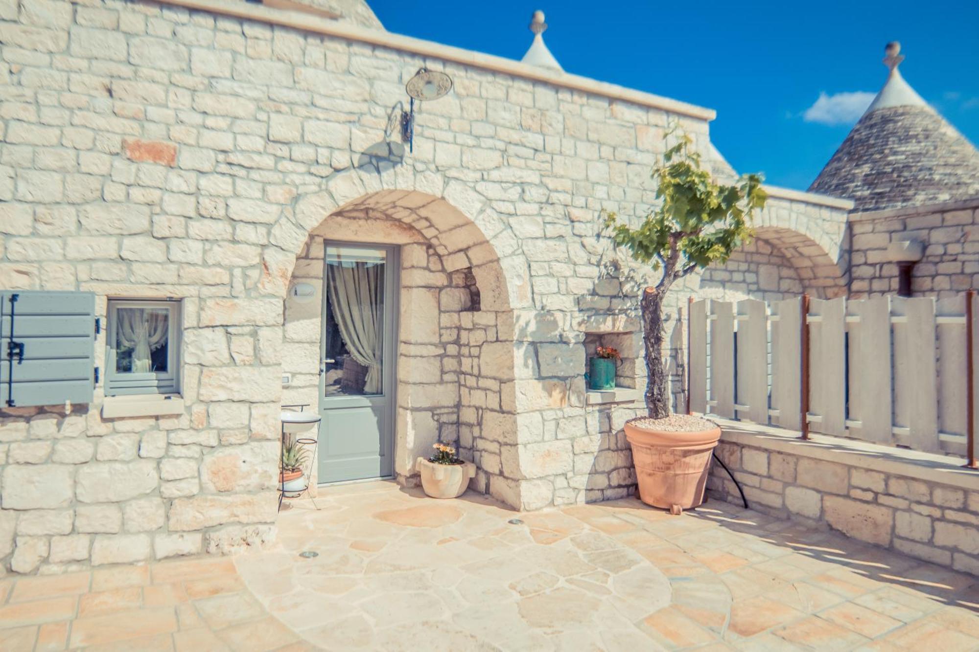 로코로톤도 Navolte Trulli E Quiete Con Piscina 빌라 외부 사진
