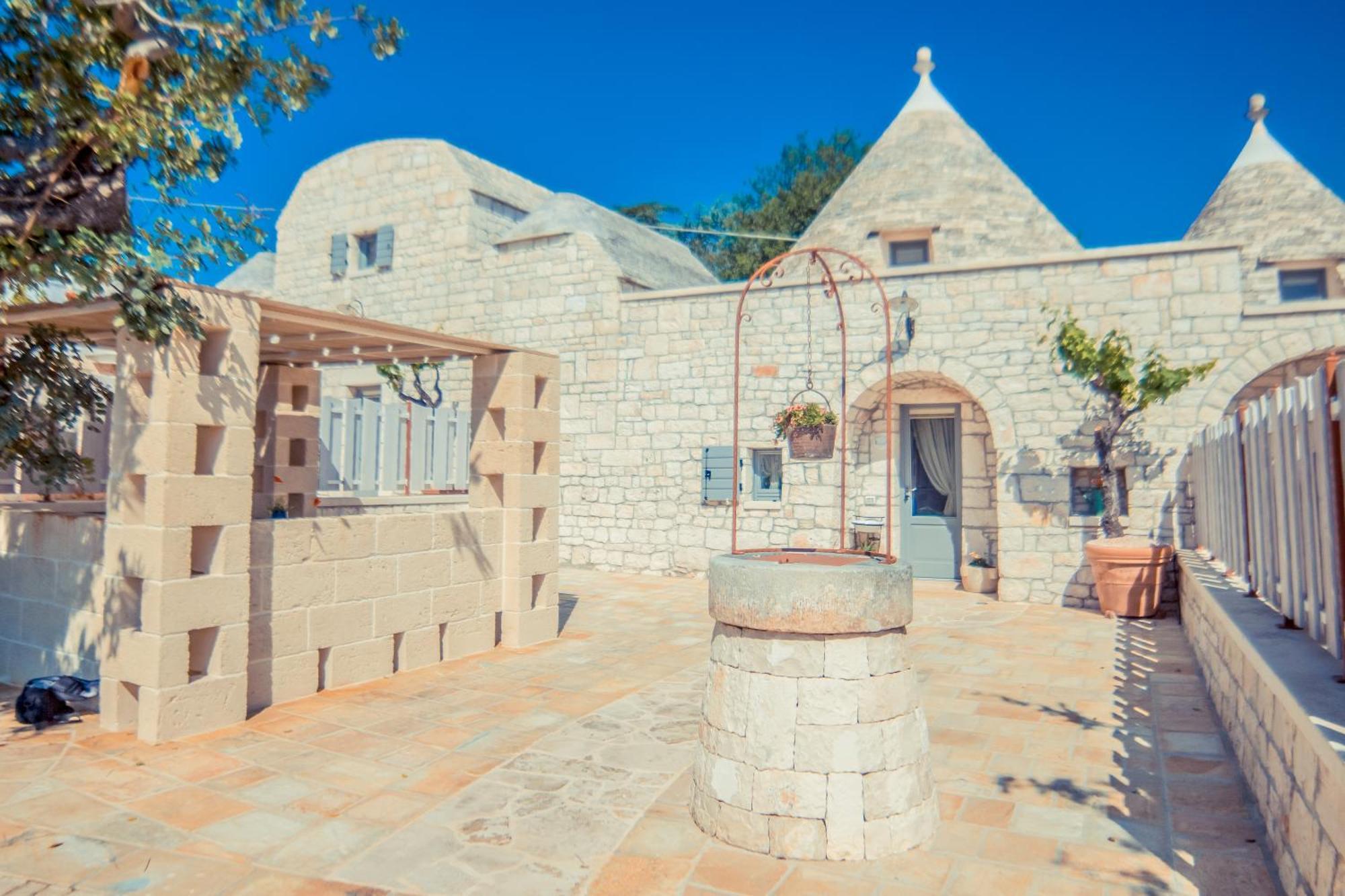 로코로톤도 Navolte Trulli E Quiete Con Piscina 빌라 외부 사진