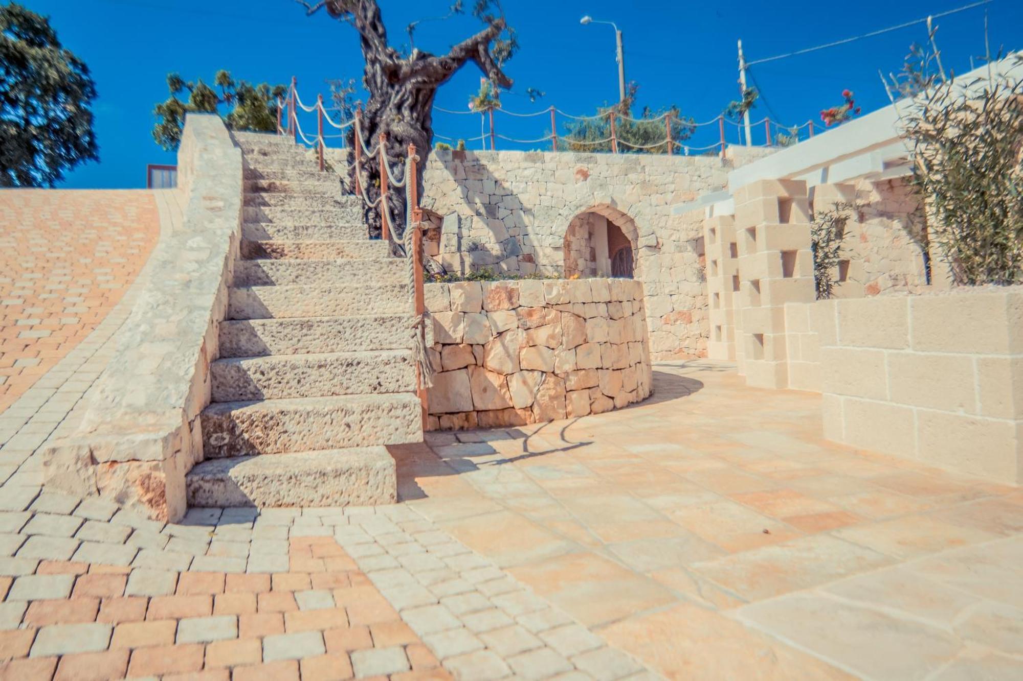 로코로톤도 Navolte Trulli E Quiete Con Piscina 빌라 외부 사진