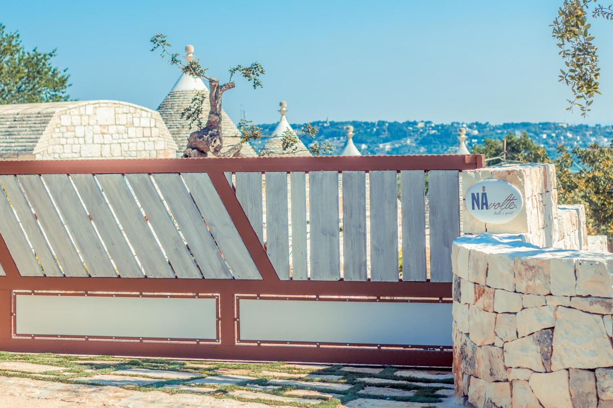 로코로톤도 Navolte Trulli E Quiete Con Piscina 빌라 외부 사진