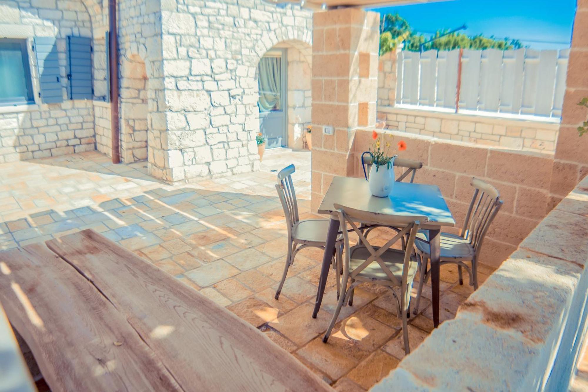 로코로톤도 Navolte Trulli E Quiete Con Piscina 빌라 외부 사진