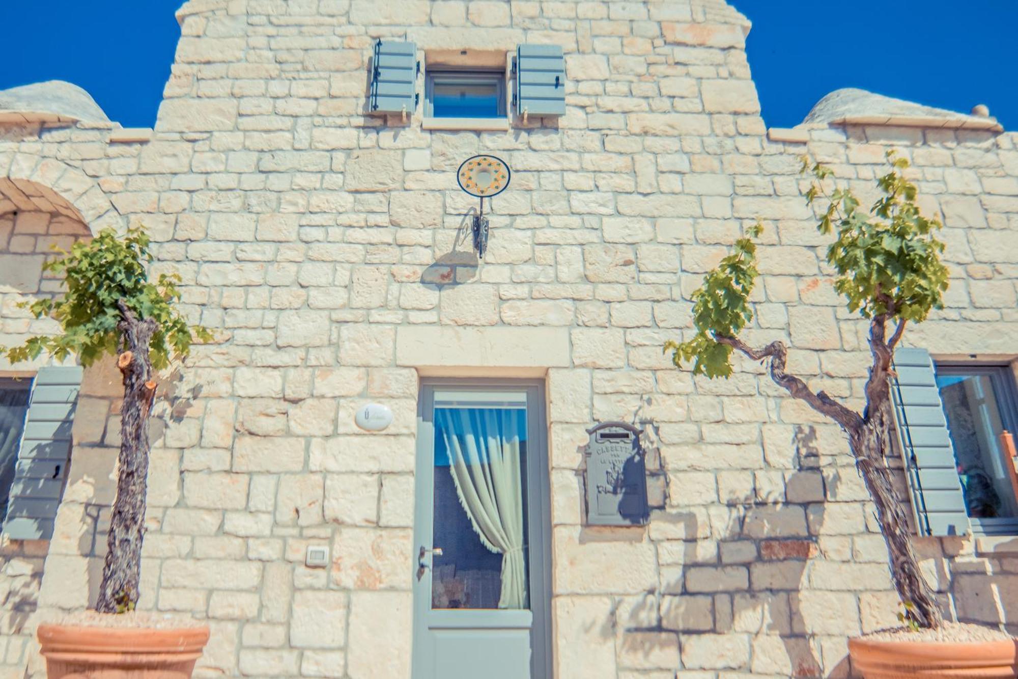 로코로톤도 Navolte Trulli E Quiete Con Piscina 빌라 외부 사진